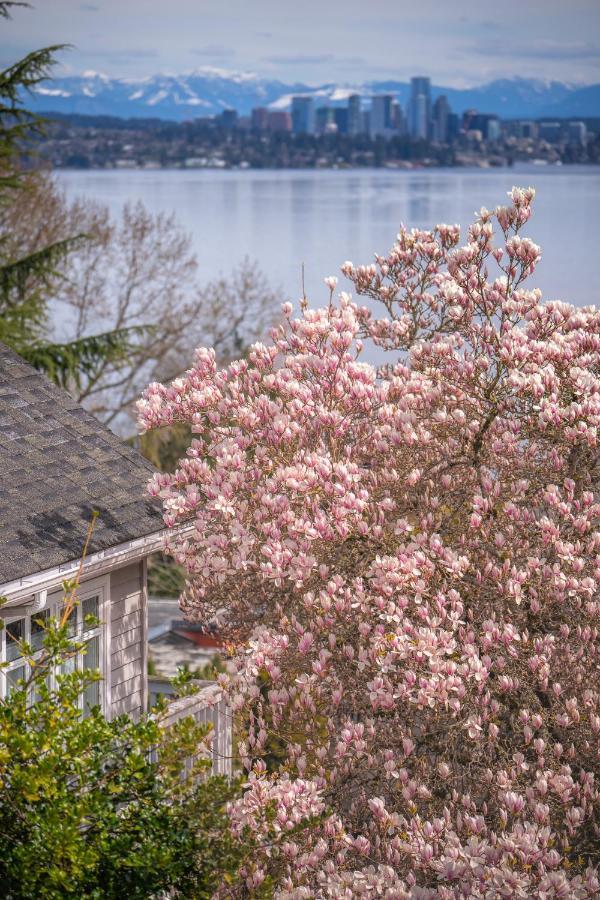 시애틀 Sunrise On Lake Washington 빌라 외부 사진
